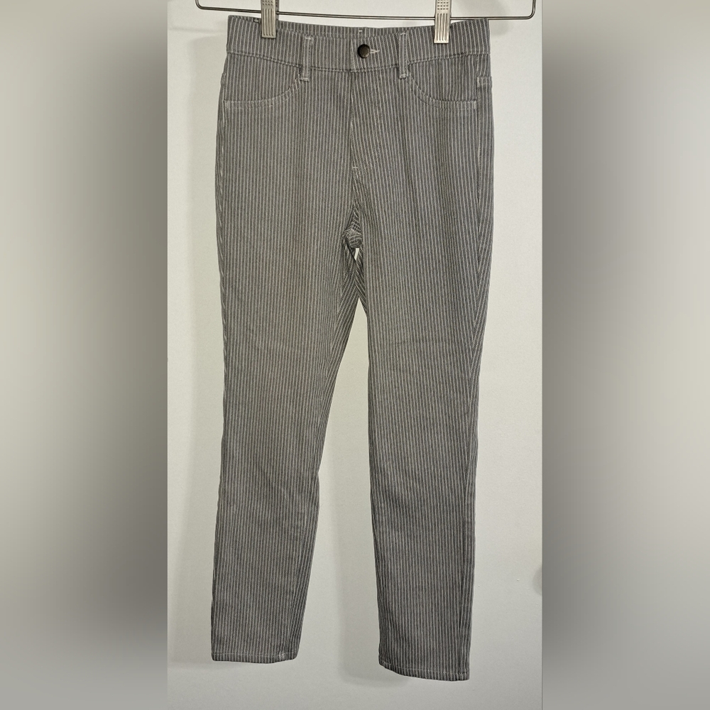 Uniqlo Black and White Patterned Pants